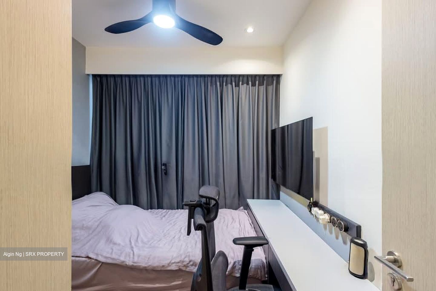Treasure at Tampines (D18), Condominium #588153181
